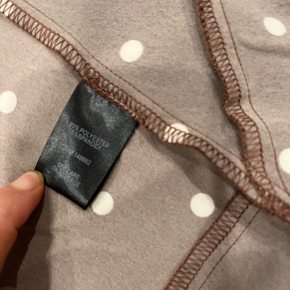 ❤️2/$30❤️[3]Torrid Midi Stretch Satin Hi-Low Asymmetrical Ruffle Polka Dot Skirt - Picture 5 of 9